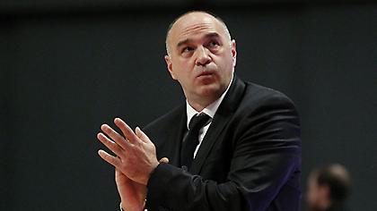 Τον έδεσε με… Λάσο