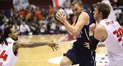 «Ντύθηκε» Ολυμπιακός η Αρμάνι