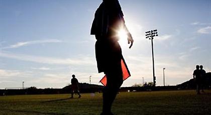 Απεργία πείνας για έναν… κακό διαιτητή