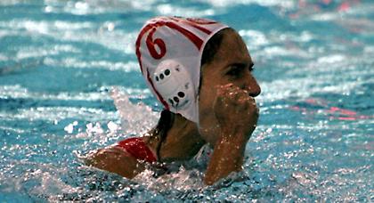 Εντυπωσιακή «ερυθρόλευκη» πρεμιέρα