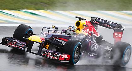 Μπερδεύτηκε από τη χαρά του ο Φέτελ