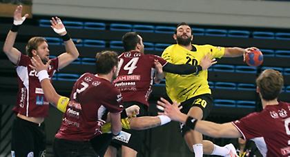 Ηττήθηκε αλλά έμεινε «ζωντανή» η ΑΕΚ