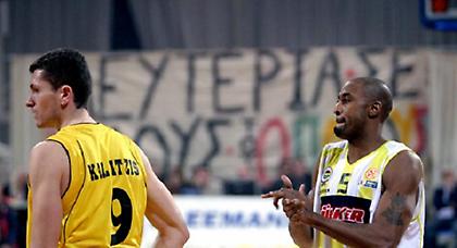 Στην Αντίμπ ο Σόλομον