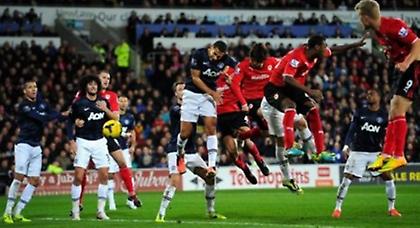 «Έγδυσε» τη Γιουνάιτεντ! (video)