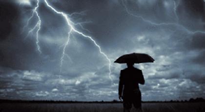 Μαθητής χτυπήθηκε από κεραυνό στην Ηλεία