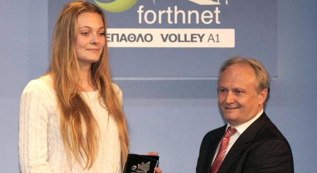 «Με τιμά η σύγκριση με τη Ρούξι»