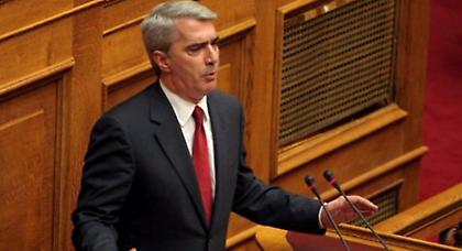 «Ο Τσίπρας έμεινε μόνος στο σκοτεινό δρόμο των συμφερόντων»