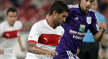 Έξω ο Τσόρι, εξτρέμ ο Χολέμπας