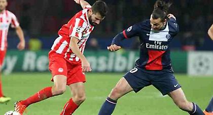 Στο χέρι του, αν...