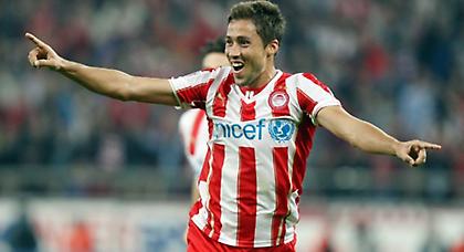 Όσους κι αν πήρε, αυτός παίζει!