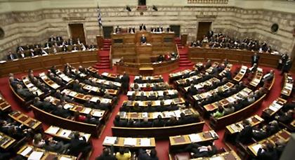 Υπερψηφίστηκε η τροπολογία για την εξεταστική στα ΑΕΙ