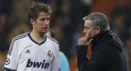 Κοεντράο αντί του Κόουλ θέλει ο Μουρίνιο