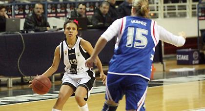 Με buzzer beater ο ΠΑΟΚ