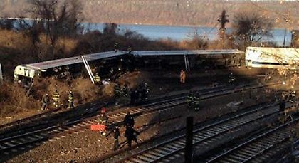 Τουλάχιστον δύο νεκροί από εκτροχιασμό τρένου στη Νέα Υόρκη
