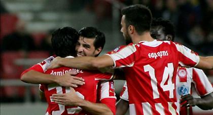 Tριάρα άνευ αγώνος