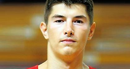 Χωρίς Μίτροβιτς ο Ερυθρός Αστέρας στο ΟΑΚΑ