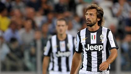 Τρέχουν και δεν... φτάνουν με Πίρλο