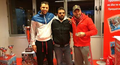 Μέλη του Ολυμπιακού Σόμμερ και Ισορροπιστής