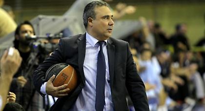 Φλεβαράκης: «Όπλο μας η άμυνα»