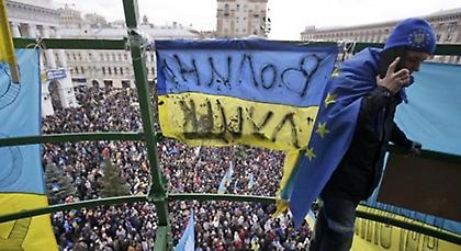 Την αποχώρηση του ουκρανού προέδρου ζητά η Τιμοσένκο