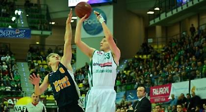 Ζορίστηκε η Ζιέλονα Γκόρα