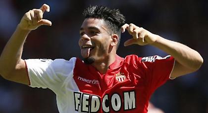 Τι να τον κάνεις τον Φαλκάο; (video)