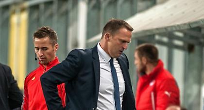 Φαν ντε Μπρομ: «Δεν θα παίξουμε για να... ξεφτιλιστούμε»