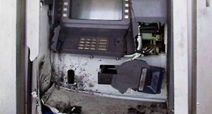 Εμπρησμός σε δύο ΑΤΜ στο κέντρο της Αθήνας