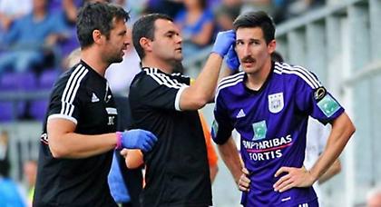 Διαψεύδει ο Κλιέσταν