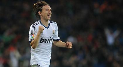 Ξεπέρασε την Μπαρτσελόνα η Ρεάλ! (video)