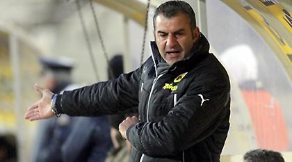 Δέλλας: «Εμείς δίνουμε δικαιώματα»