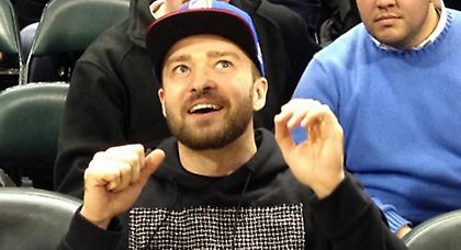 Αστέρας του ΝΒΑ έπαιξε Horse με πασίγνωστο τραγουδιστή (video)