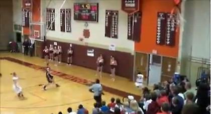 Απίστευτο καλάθι απ’ ένα πιτσιρικά