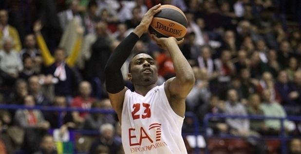 Ζωντανό το… όνειρο για Αρμάνι