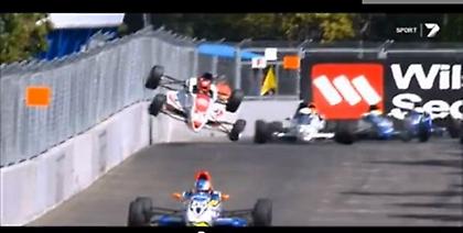 Αυτό το μονοθέσιο πετάει. Κυριολεκτικά