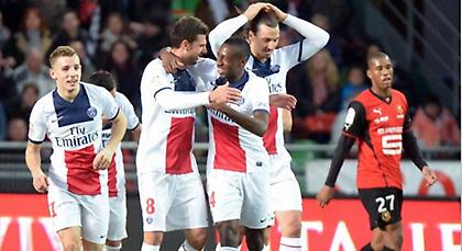 «Κερνάει» η Παρί