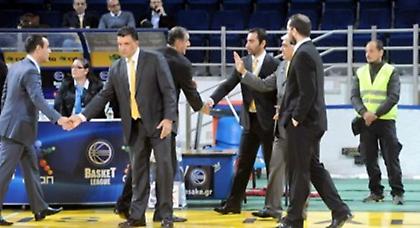 «Στραβά κι ανάποδα»