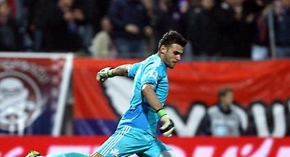 Δεν την γλίτωσε ο Καρνέζης