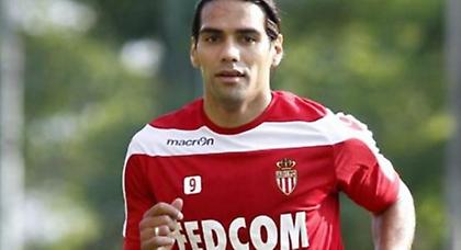 Επιστρέφει ο Φαλκάο!