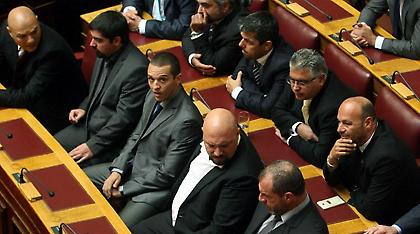 Η Βουλή ψήφισε υπέρ της αναστολής της χρηματοδότησης της Χρυσής Αυγής