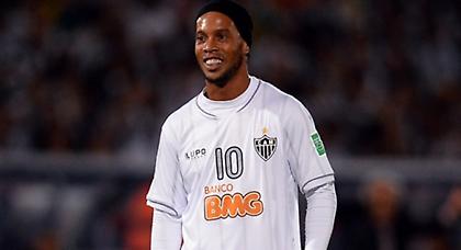 Ρόνι, θαυμαστά τα έργα σου! (video)