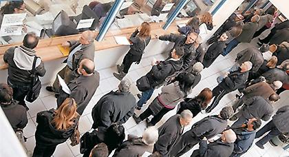 Έλεγχος της Εφορίας για το πόσο θα μιλήσουμε και όσα θα αγοράσουμε