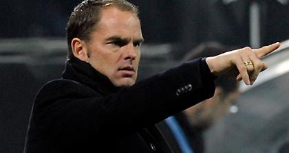 Βλέπει Ντε Μπουρ η Τότεναμ