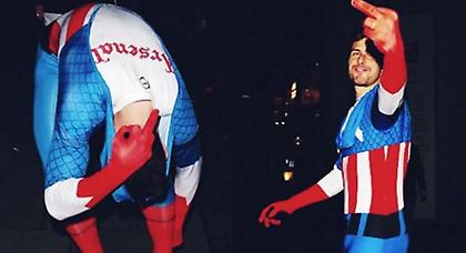 Τα (μεσαία) δάχτυλα του Ζιρού! (pics)