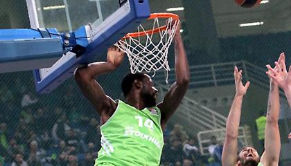 Στην κορυφή το κάρφωμα του Γκιστ (video)