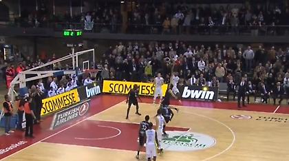 «Αιώνια» alley-hoop στο Top 10 (video)