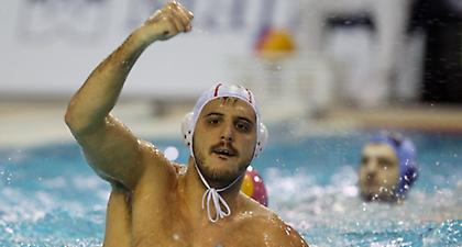 Εύκολα ο Ολυμπιακός τον… Χατζηθεοδώρου