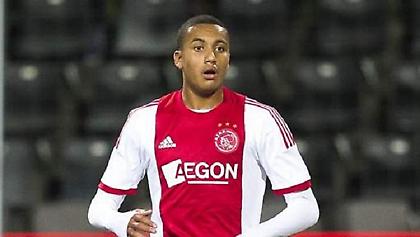 Δέχτηκε τα… δώρα ο Άγιαξ!