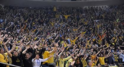 Υποκλίθηκε στον κόσμο του ο Άρης