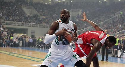 Το τρένο έπεσε σε πράσινο τείχος